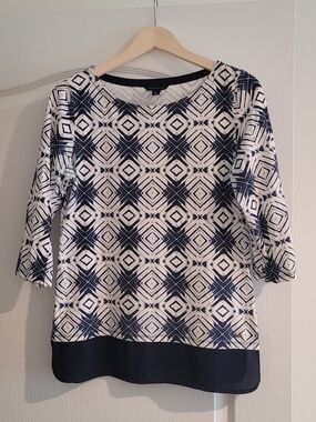Tommy Hilfiger women's Navy blouse, M like new